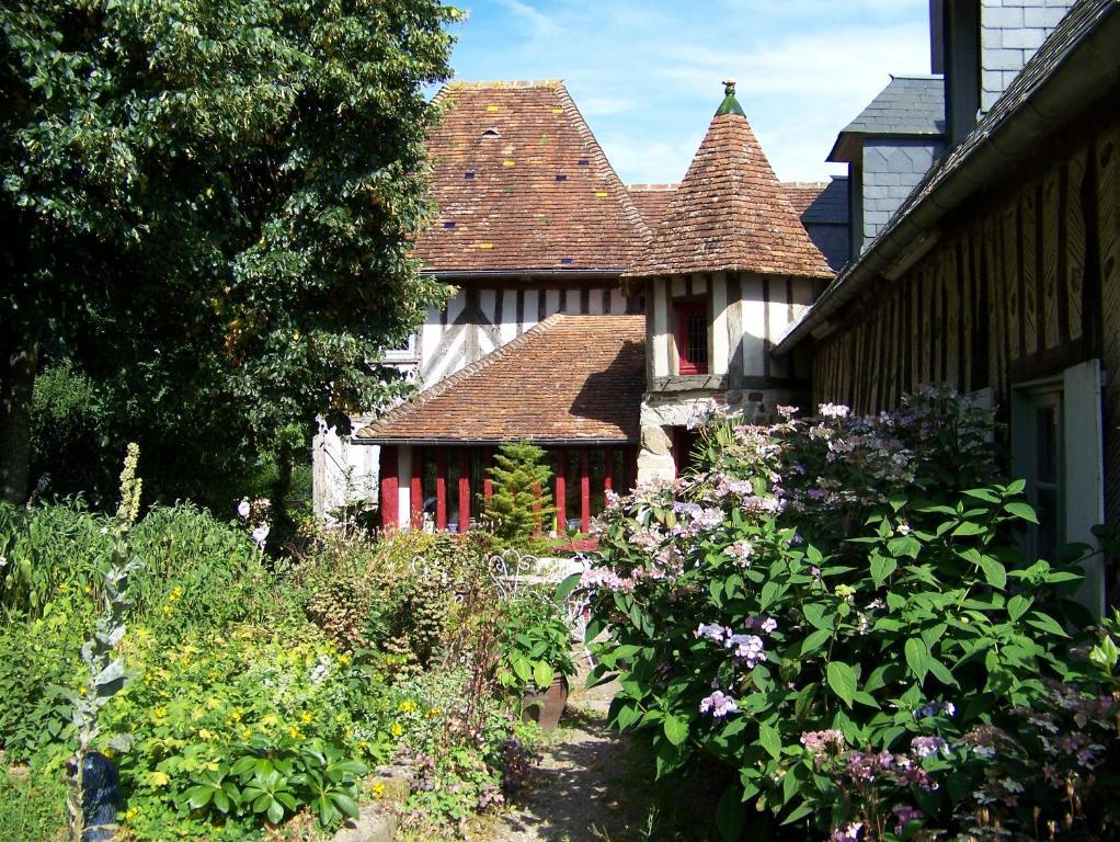 Le Pommenial De La Herissonniere Saint-Aubin-de-Bonneval Екстериор снимка